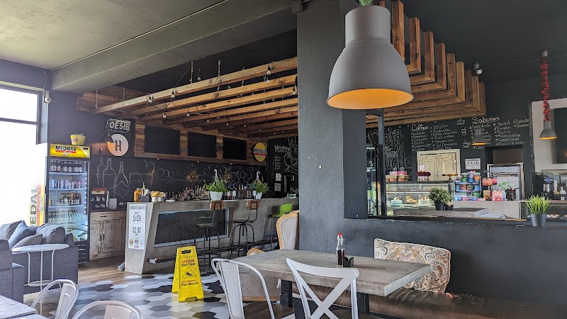 Kmilas Cafe